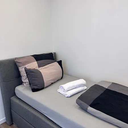 Bis Zu 6 Einzelbetten Stellplatz Wifi Essen