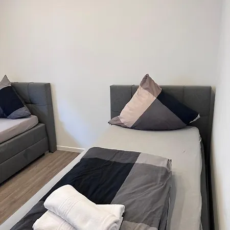 Bis Zu 6 Einzelbetten Stellplatz Wifi * Essen